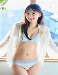 两女 一杯